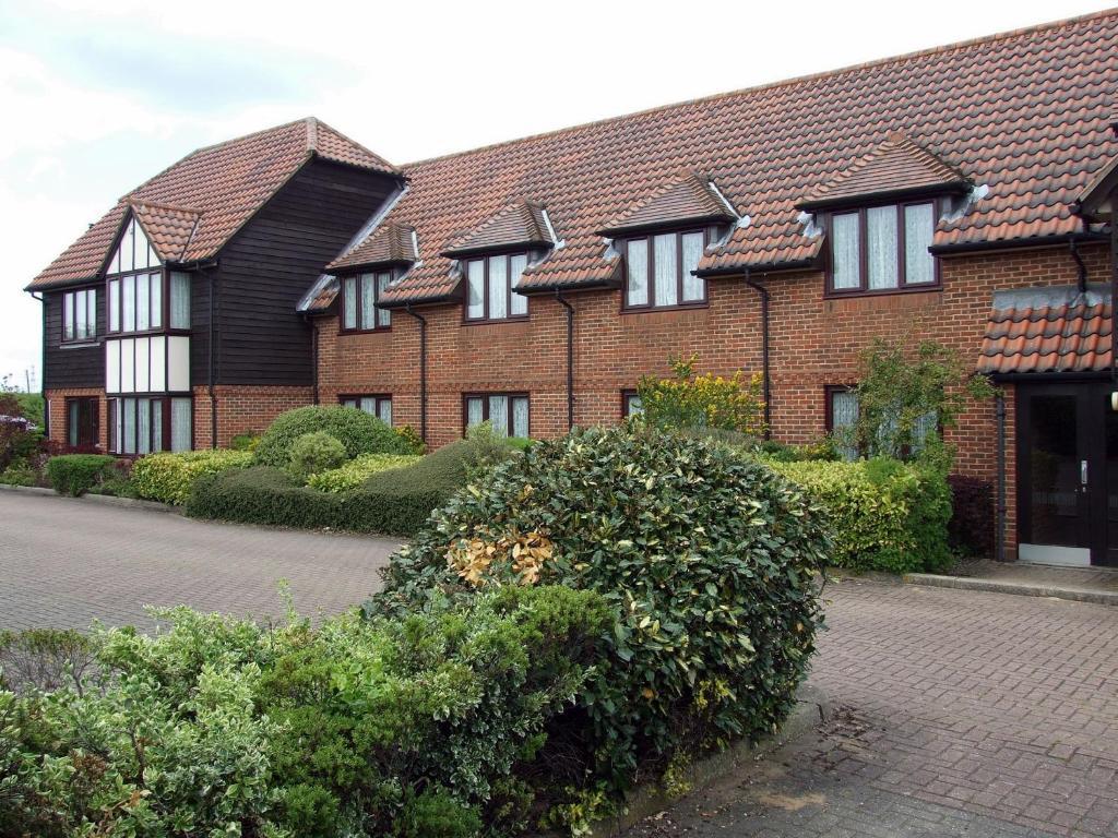 The Chichester Hotel Wickford Exterior photo